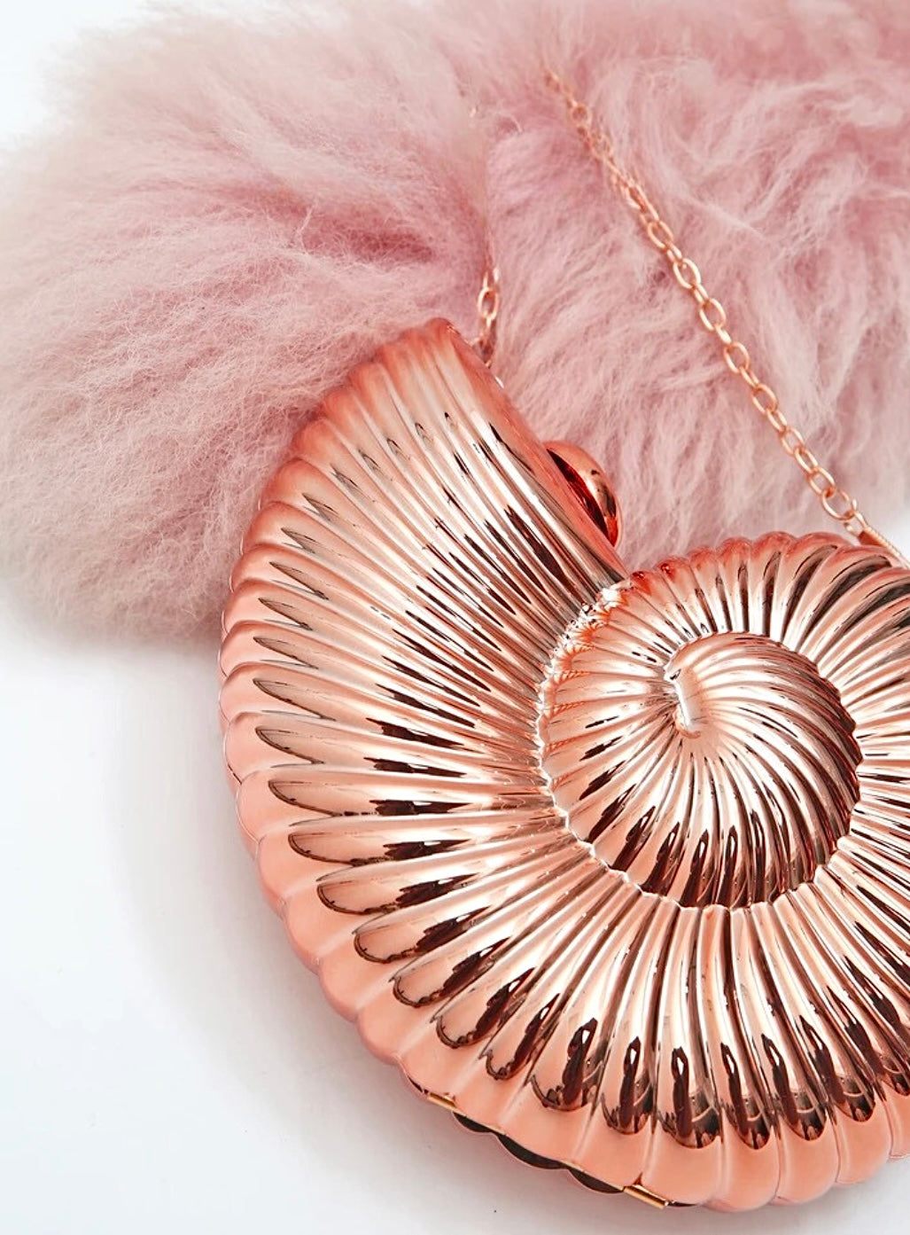 Muschelförmige Tasche SHIMMER SHELL