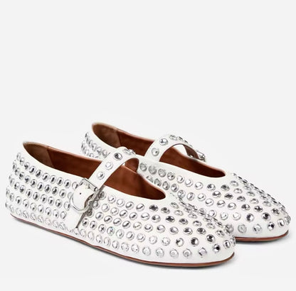 Elegante Ballerinas mit funkelnden Strass-Details